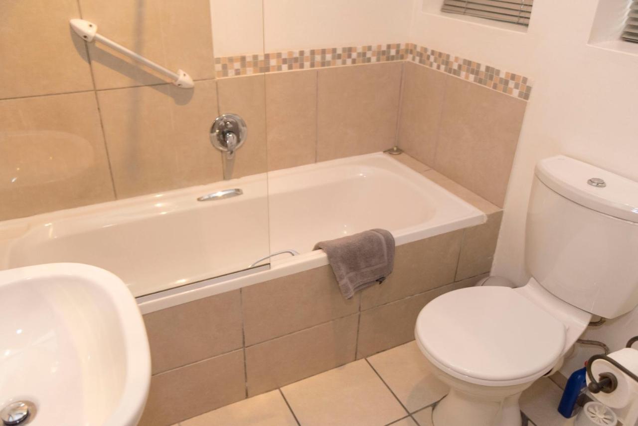 Knysna Pocket Breaks Unit 19 Apartment ภายนอก รูปภาพ